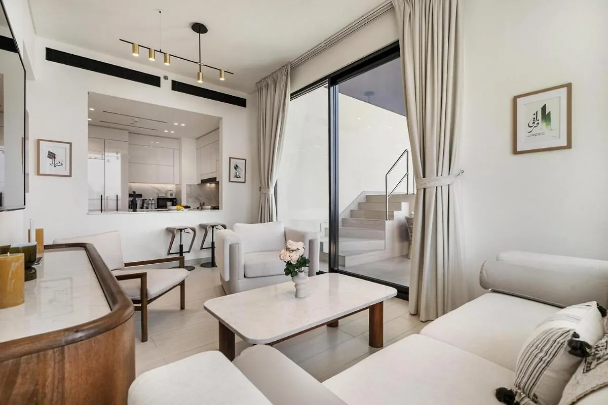 2 Bed With Private Pool On Balcony By Stay In Homes - Marina 14Min - Self Checkin - Gym - Parking Dubai 0*,  United Arab Emirates